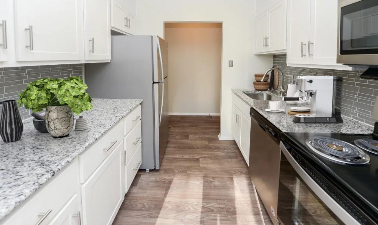 https://cdn.rentalbeast.com/listings/6860287_1669186630883.jpg.rbm
