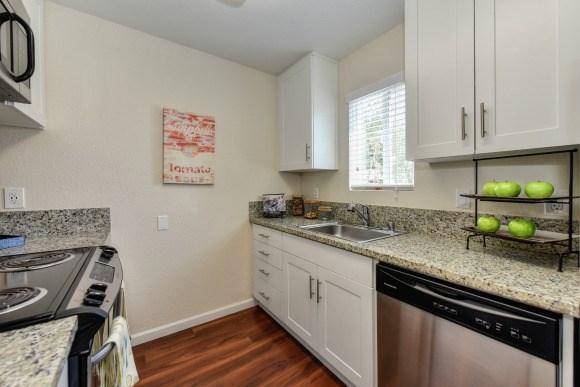 https://cdn.rentalbeast.com/listings/6861074_1669195119874.jpg.rbm