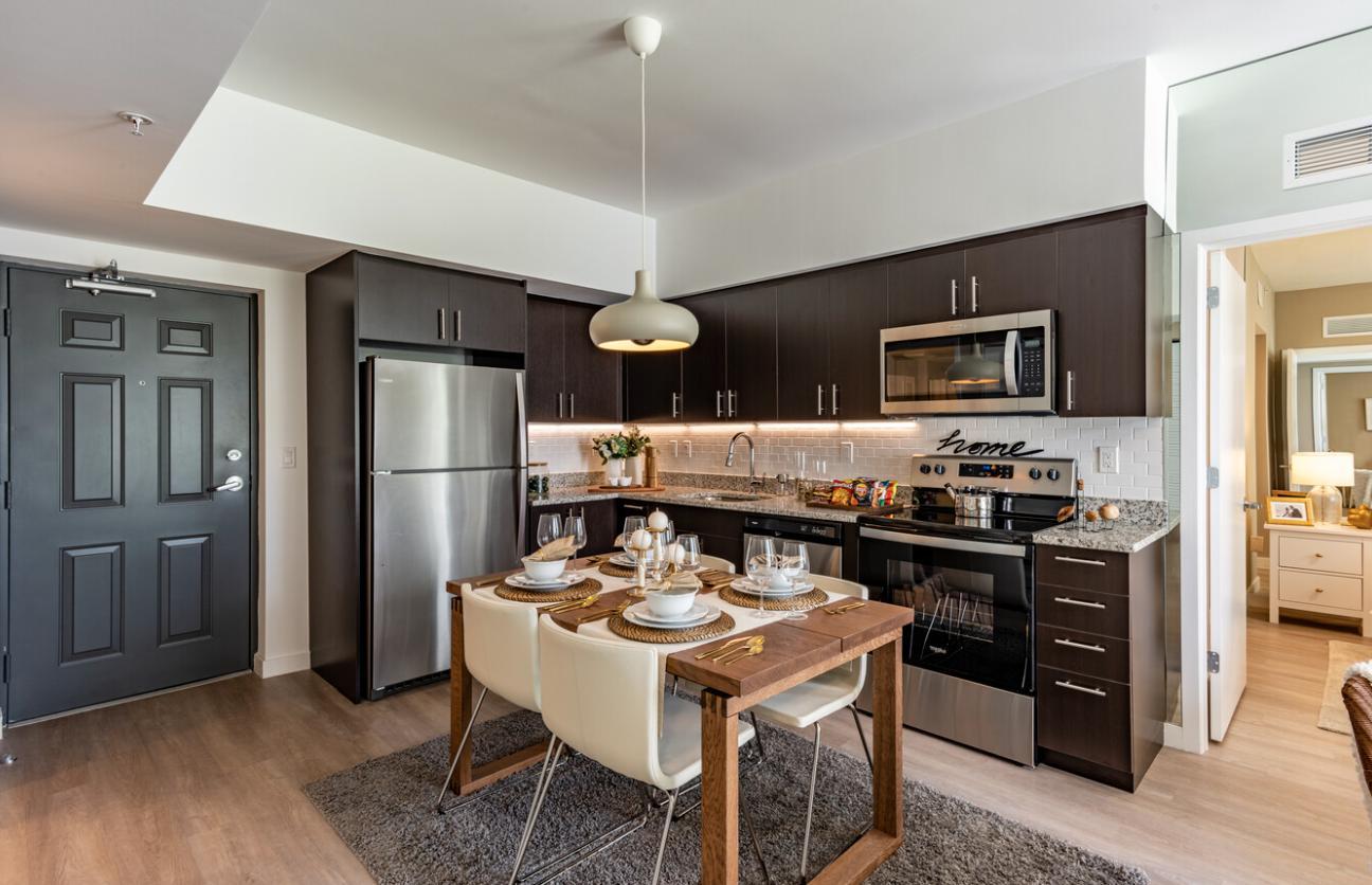 https://cdn.rentalbeast.com/listings/6863849_1669263342153.jpg.rbm