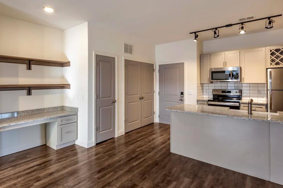 https://cdn.rentalbeast.com/listings/6920482_1670978060320.jpg.rbm