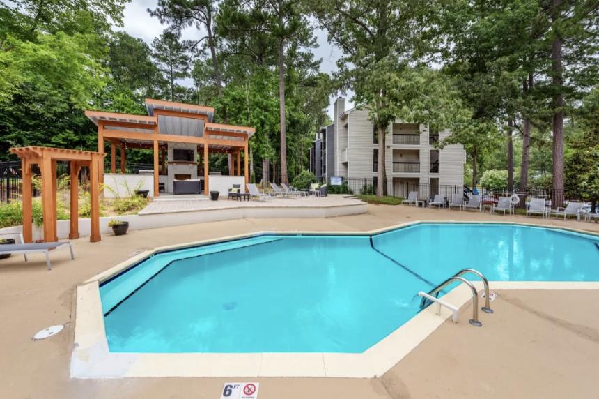 https://cdn.rentalbeast.com/listings/6933966_1671366228530.jpg.rbm
