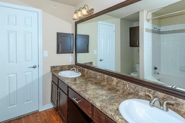 https://cdn.rentalbeast.com/listings/7005250_1673599447482.jpg.rbm