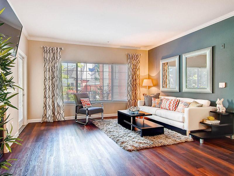 https://cdn.rentalbeast.com/listings/7029191_1674125188297.jpg.rbm