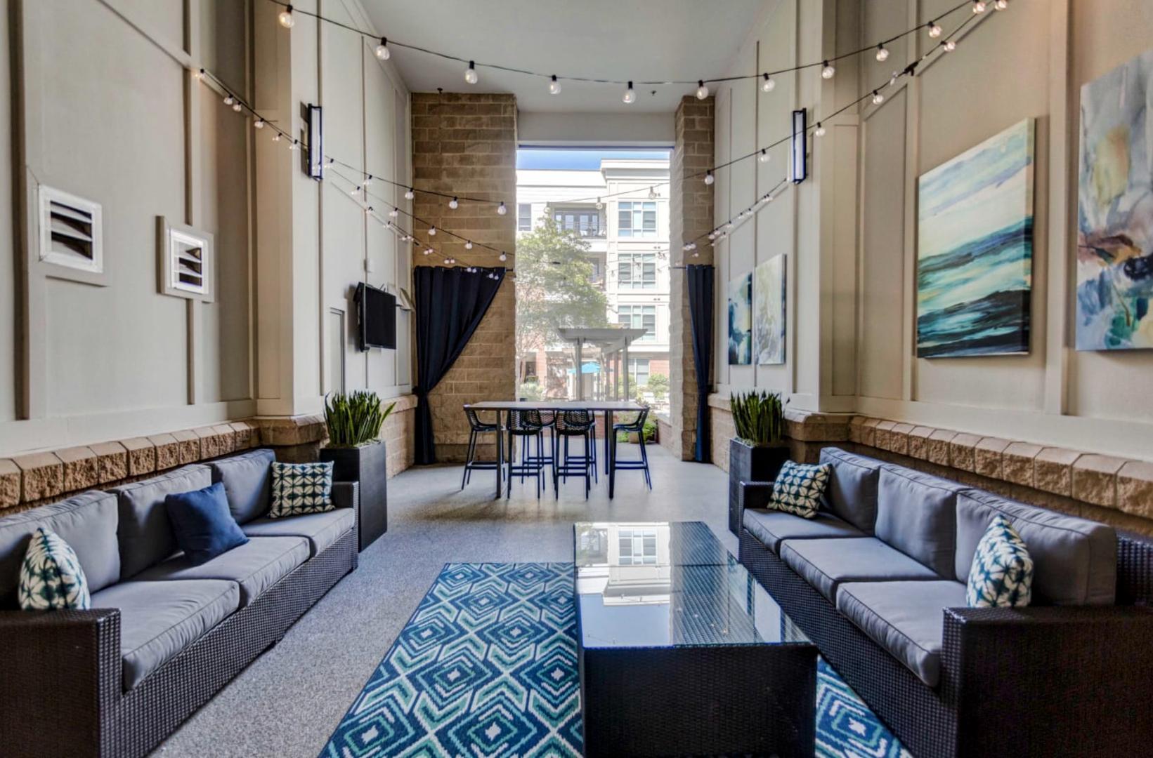 https://cdn.rentalbeast.com/listings/7046216_1674559443690.jpg.rbm