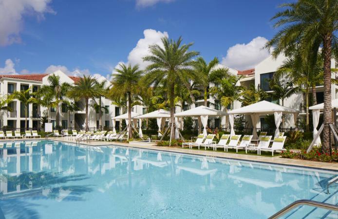 15520 SW 127th Avenue #21-207, Miami, FL - 2,858 USD/ month