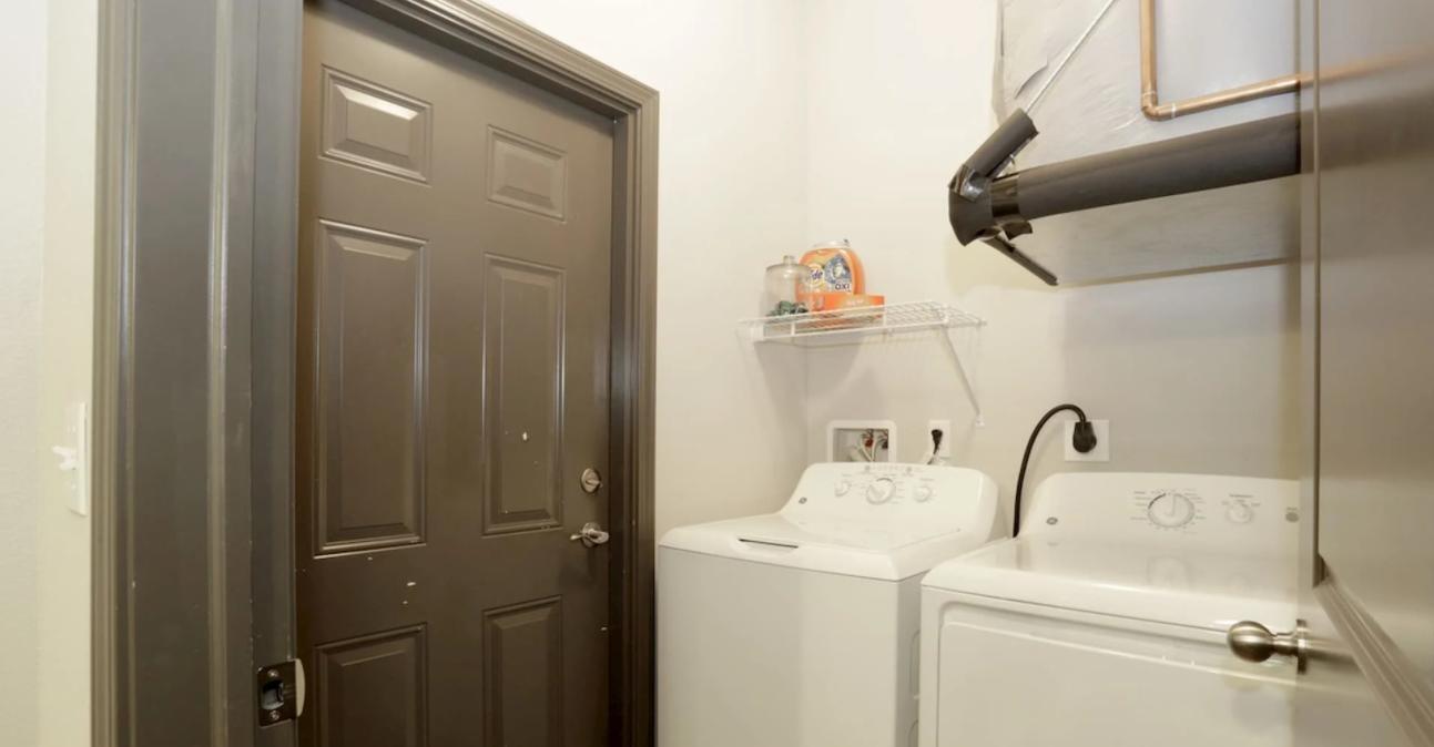 https://cdn.rentalbeast.com/listings/7230333_1678270343483.jpg.rbm