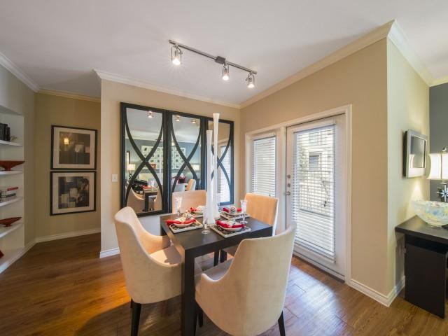 2707 North Fitzhugh Avenue #1321, Dallas, TX - 1,785 USD/ month