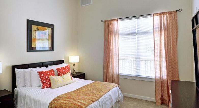 https://cdn.rentalbeast.com/listings/7301002_1679993155294.jpg.rbm