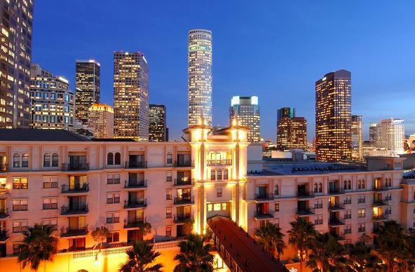 725 South Bixel Street #520B - 2,169USD / month