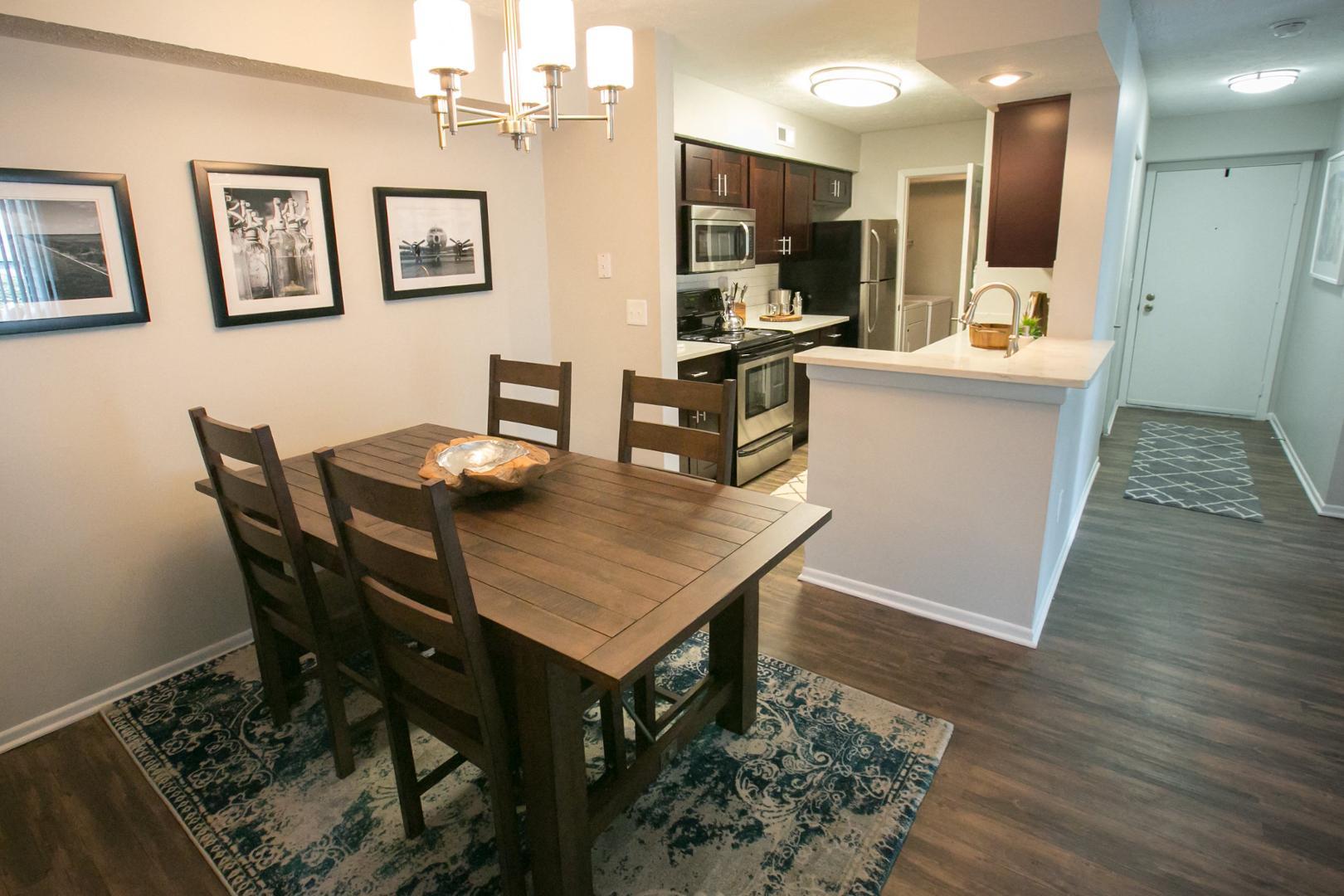 https://cdn.rentalbeast.com/listings/7422975_1682662111995.jpg.rbm