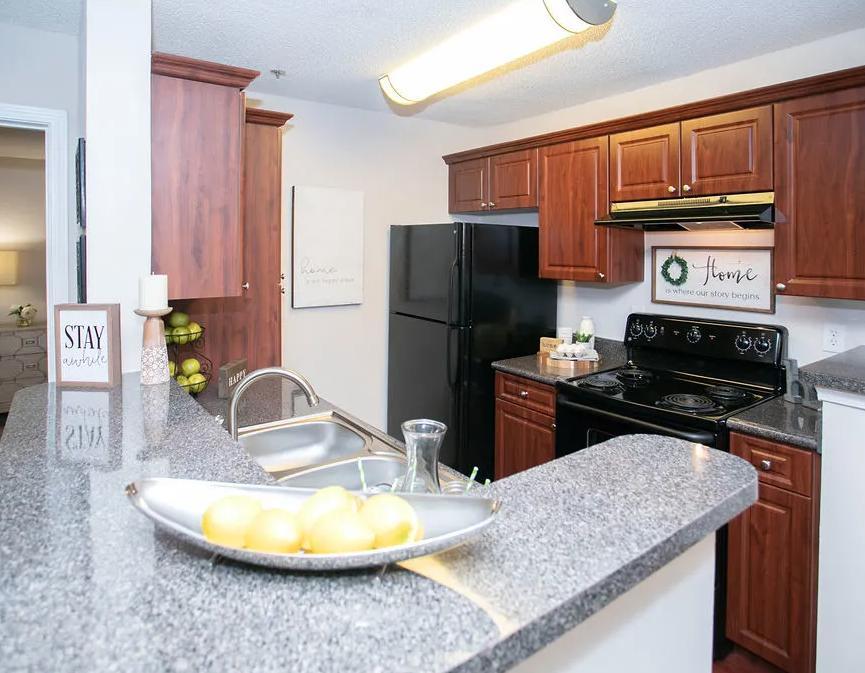 100 Ashford Gables Drive #8A-311, Atlanta, GA - 1,603 USD/ month
