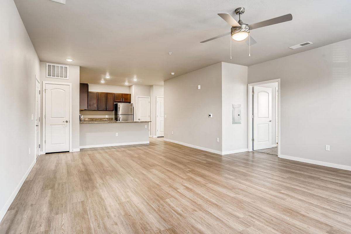 https://cdn.rentalbeast.com/listings/7632944_1686291044833.jpg.rbm