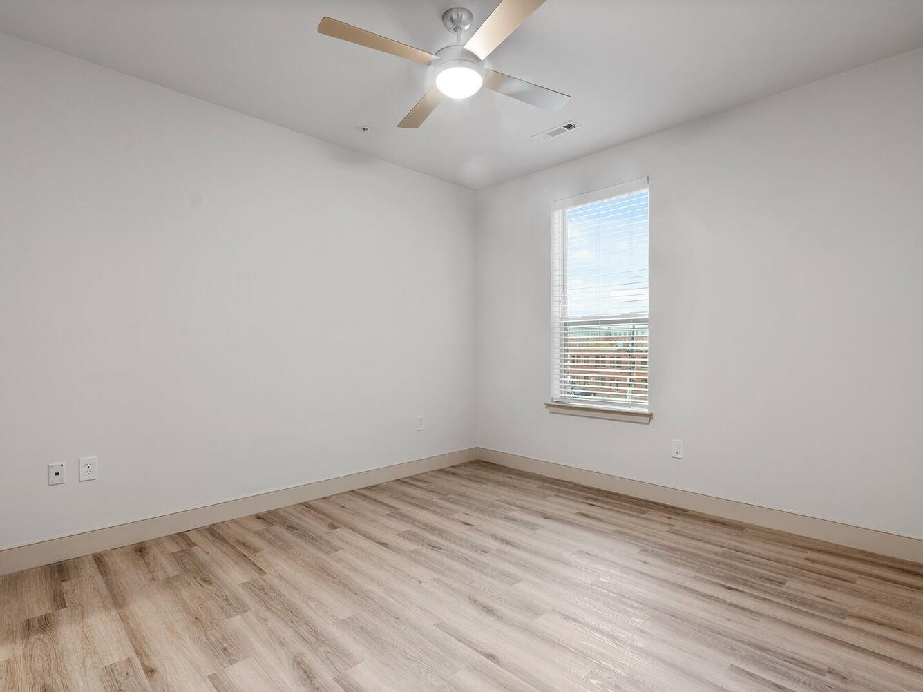 https://cdn.rentalbeast.com/listings/7654919_1695329289350.jpg.rbm