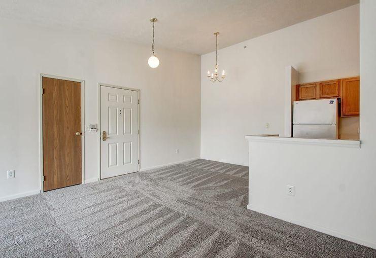 https://cdn.rentalbeast.com/listings/7720505_1687763629637.jpg.rbm