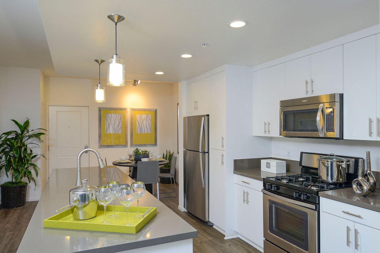 https://cdn.rentalbeast.com/listings/7756789_1688537721161.jpg.rbm