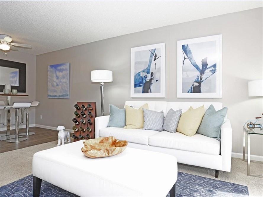https://cdn.rentalbeast.com/listings/7762029_1688640796420.jpg.rbm