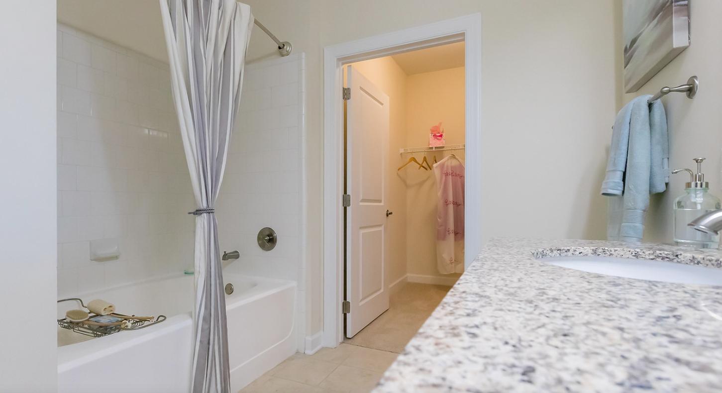 https://cdn.rentalbeast.com/listings/7796558_1689239043961.jpg.rbm