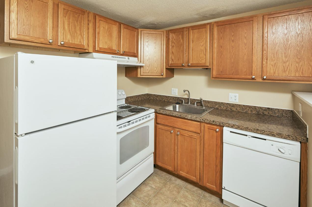 https://cdn.rentalbeast.com/listings/7828440_1689834712829.jpg.rbm