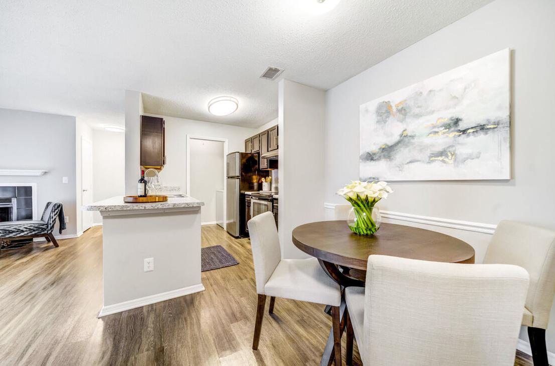 https://cdn.rentalbeast.com/listings/7828532_1689835239675.jpg.rbm