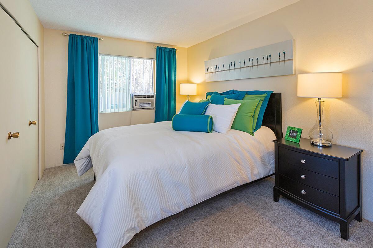 https://cdn.rentalbeast.com/listings/7962350_1692023121935.jpg.rbm