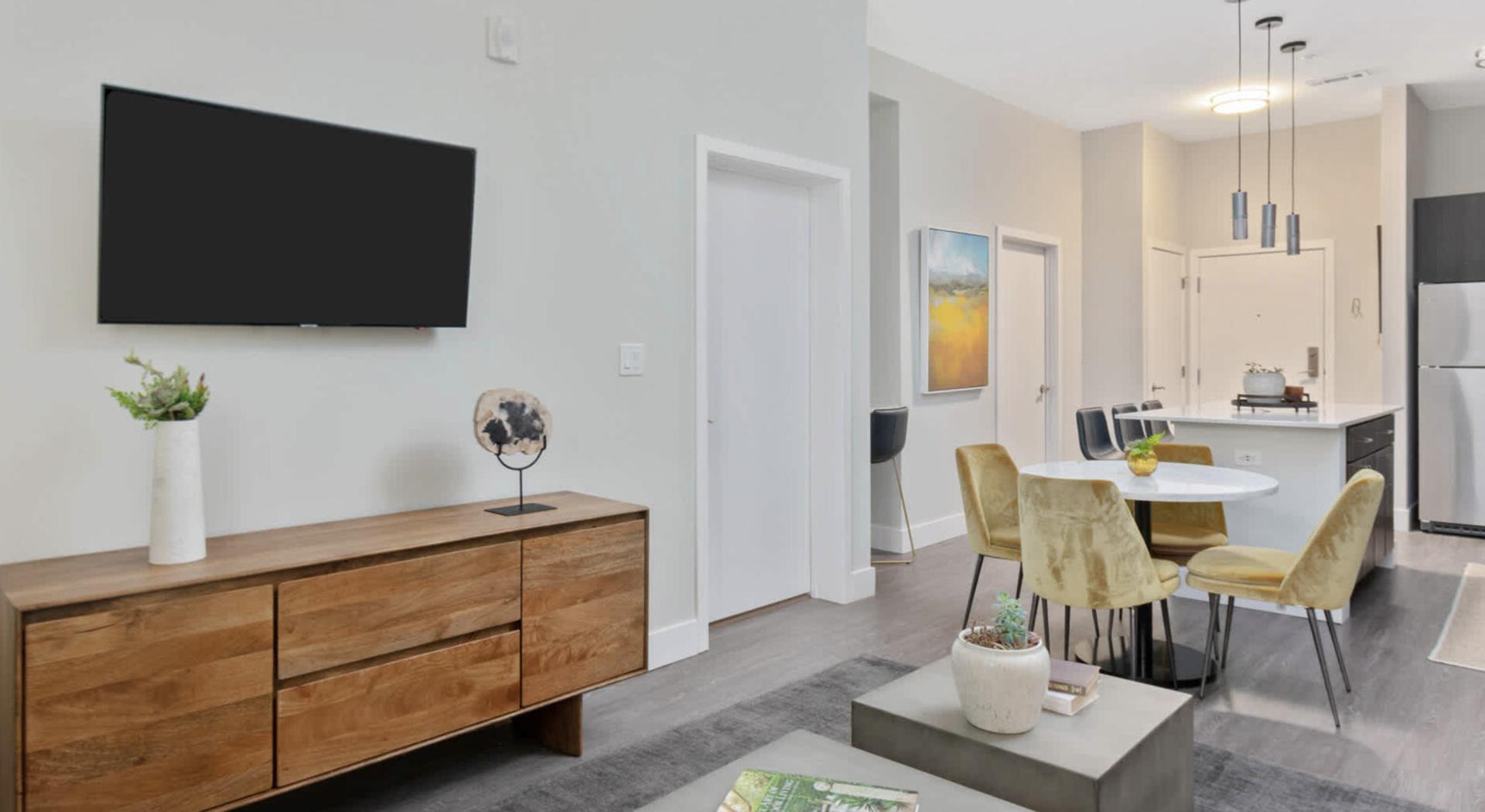 20 Corporate Center Dr #1-522 - 3,665USD / month