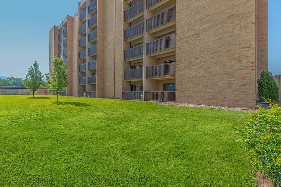 https://cdn.rentalbeast.com/listings/7990736_1692680918260.jpg.rbm