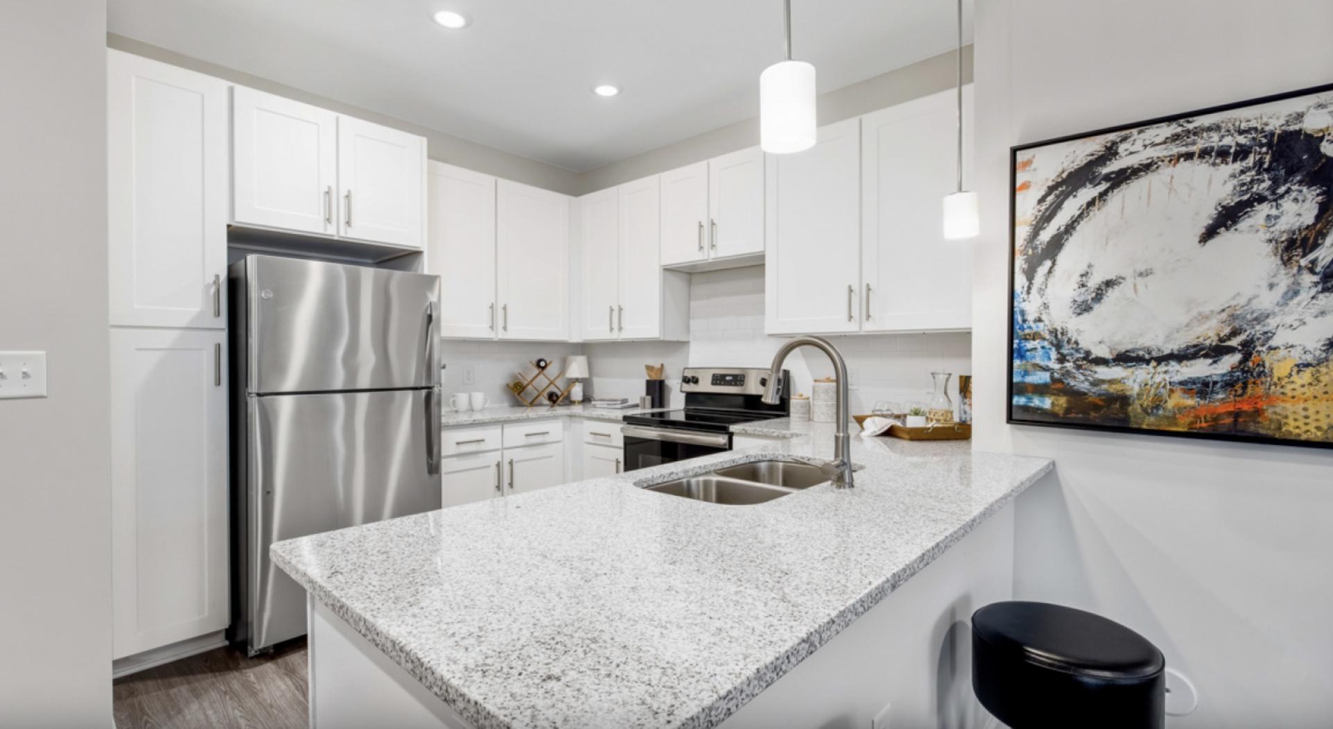 https://cdn.rentalbeast.com/listings/7994679_1692756875259.jpg.rbm