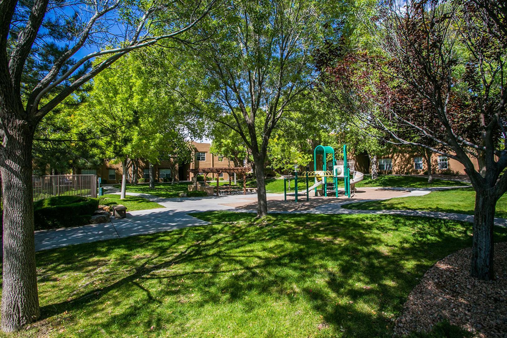 https://cdn.rentalbeast.com/listings/8210487_1696816887295.jpg.rbm