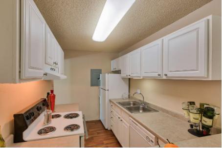 https://cdn.rentalbeast.com/listings/8225556_1697105707066.jpg.rbm