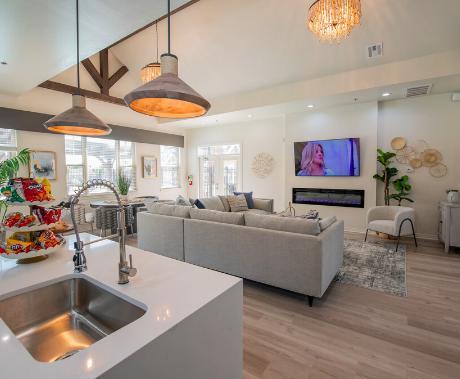 https://cdn.rentalbeast.com/listings/8555800_1698218192166.jpg.rbm