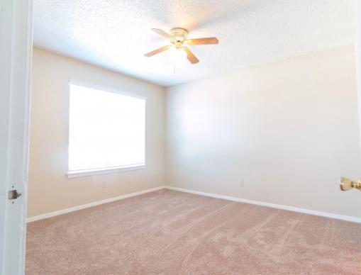 https://cdn.rentalbeast.com/listings/8654415_1700197830717.jpg.rbm