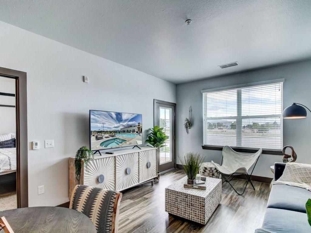 https://cdn.rentalbeast.com/listings/8728651_1702030704802.jpg.rbm