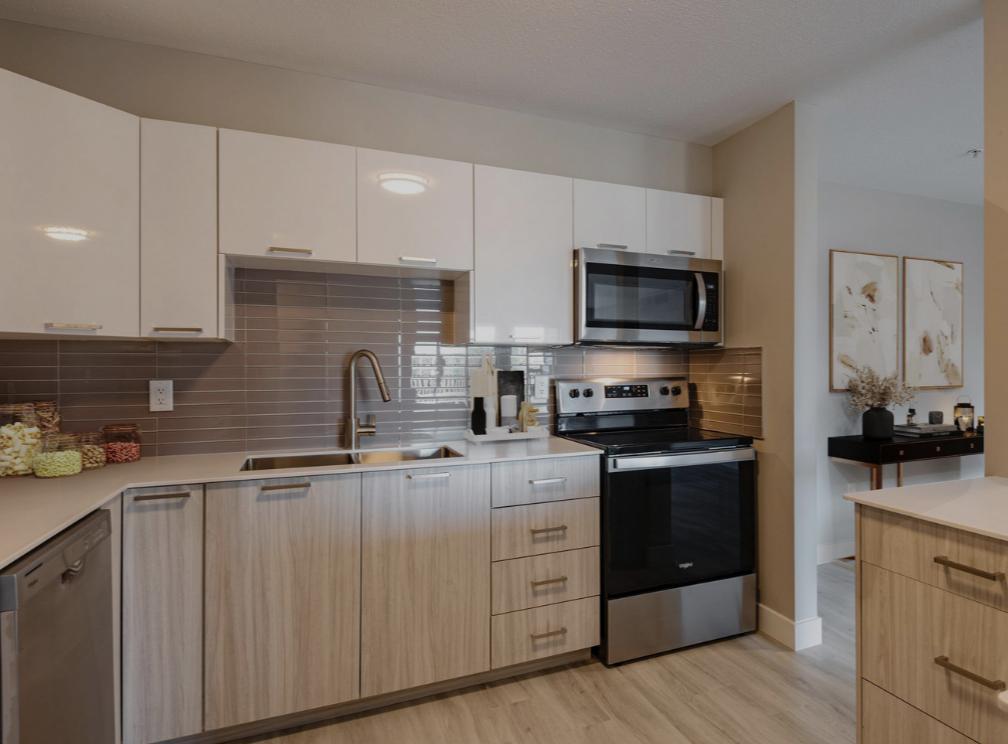 109 Greenpark Close #FP - Bachelor - 1,965CAD / month