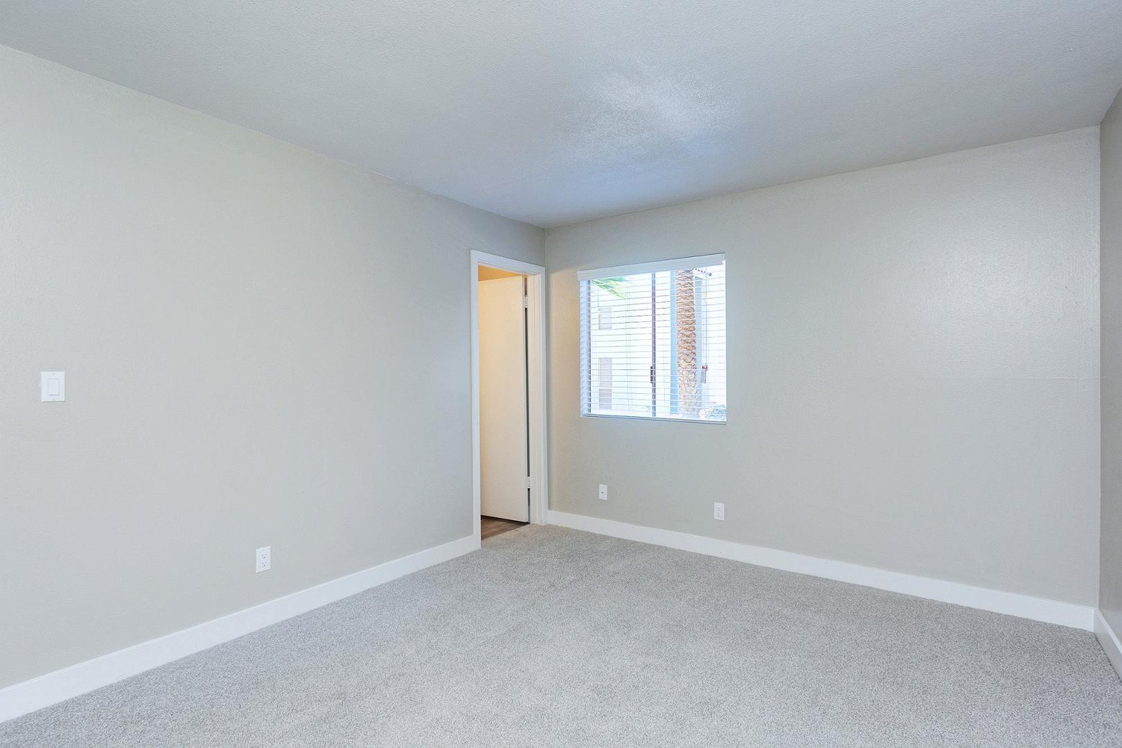 https://cdn.rentalbeast.com/listings/8842917_1704976242658.jpg.rbm