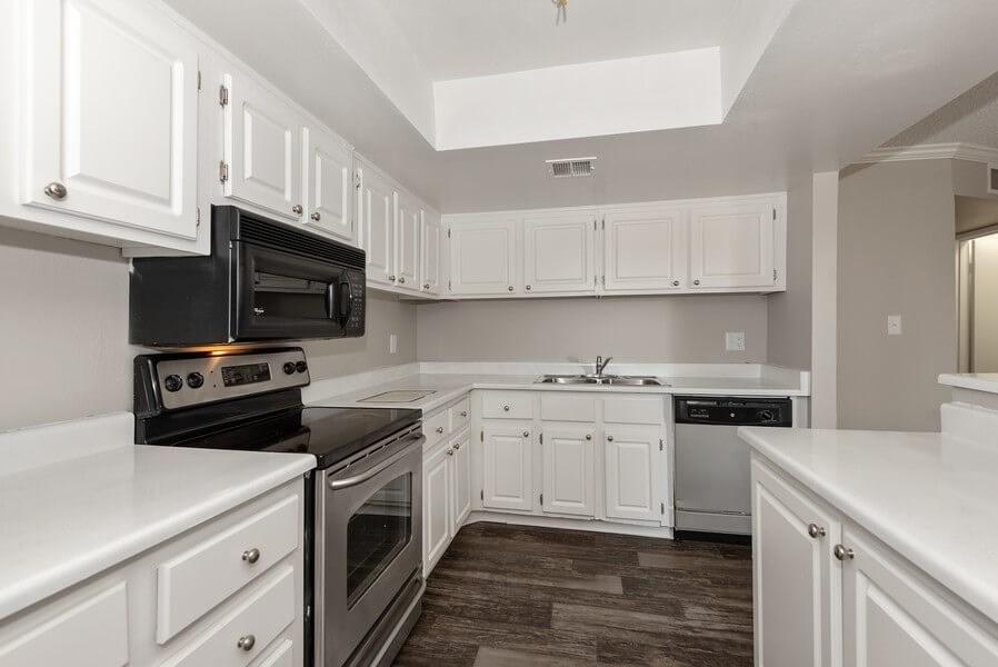 https://cdn.rentalbeast.com/listings/8844974_1705001759372.jpg.rbm