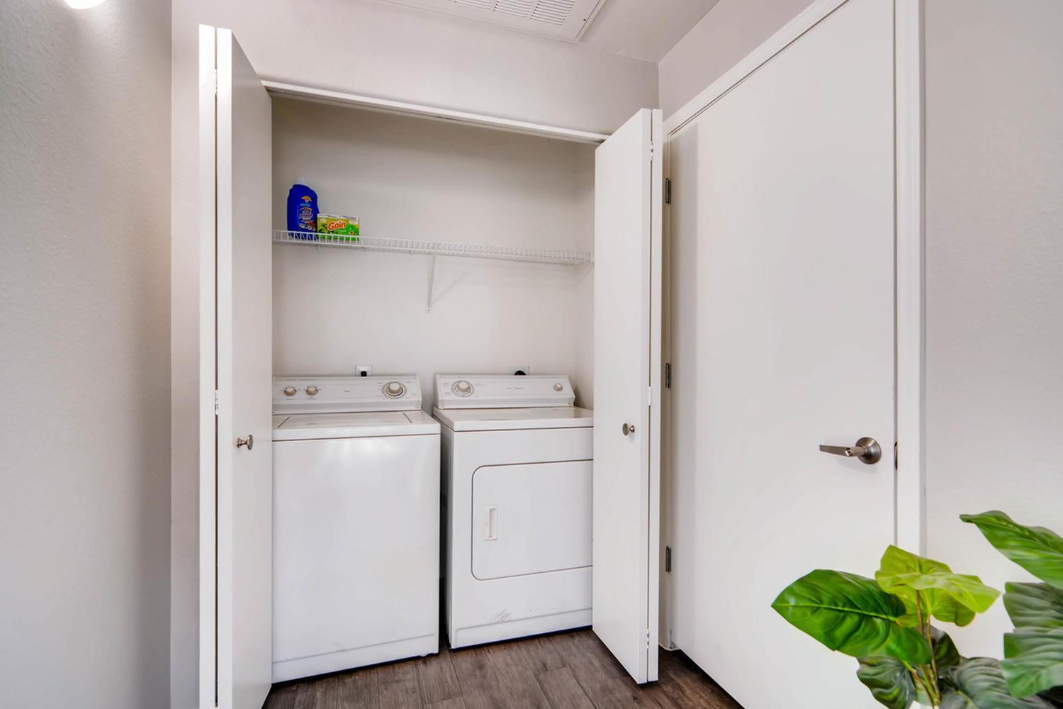 https://cdn.rentalbeast.com/listings/8894915_1706181221061.jpg.rbm