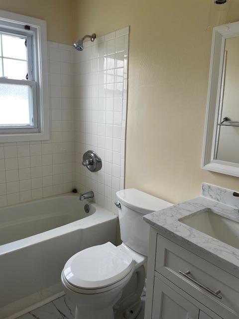 Image 20 For 3042 Cragmoor Avenue