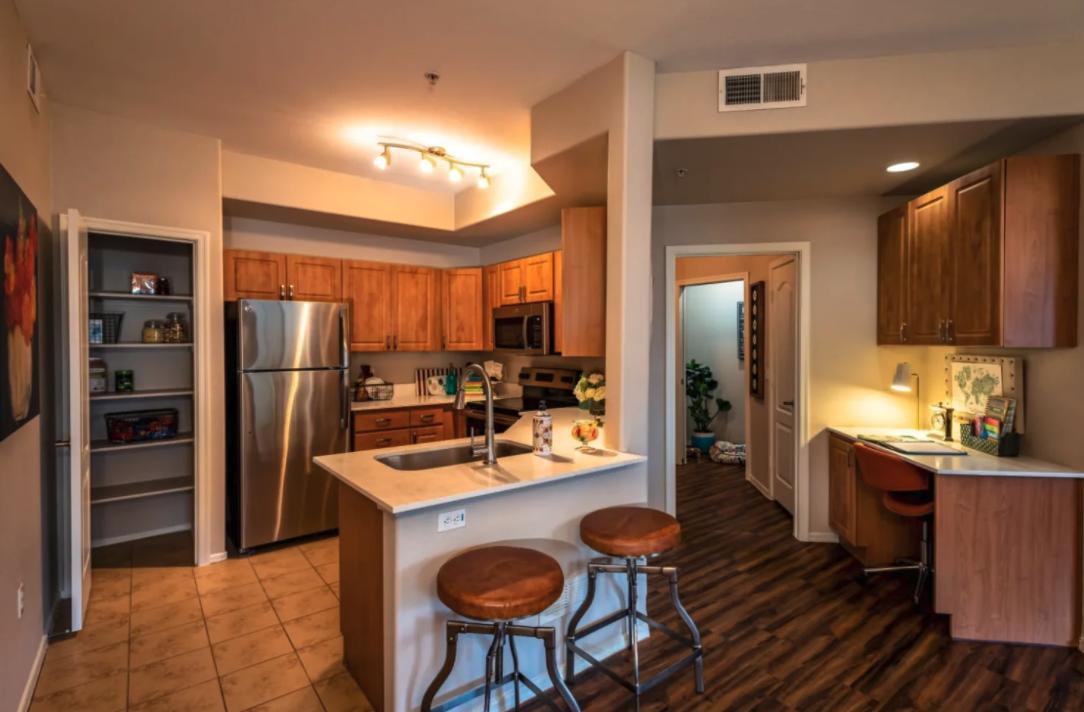 https://cdn.rentalbeast.com/listings/9027457_1709189615333.jpg.rbm