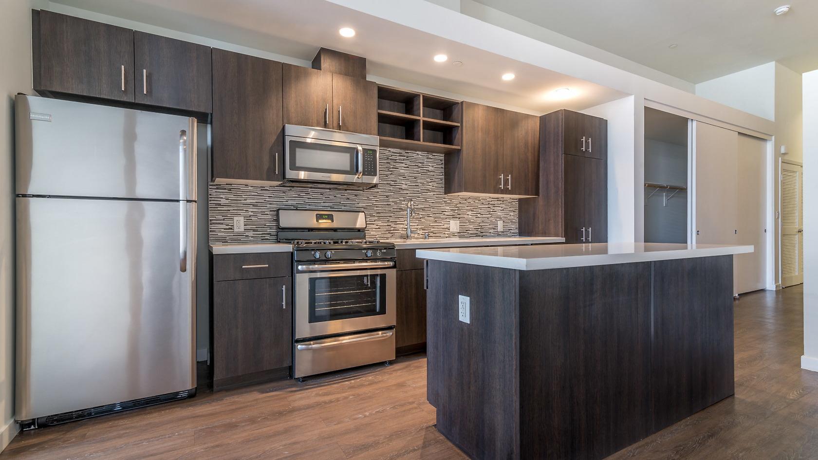 https://cdn.rentalbeast.com/listings/9028193_1709207431365.jpg.rbm
