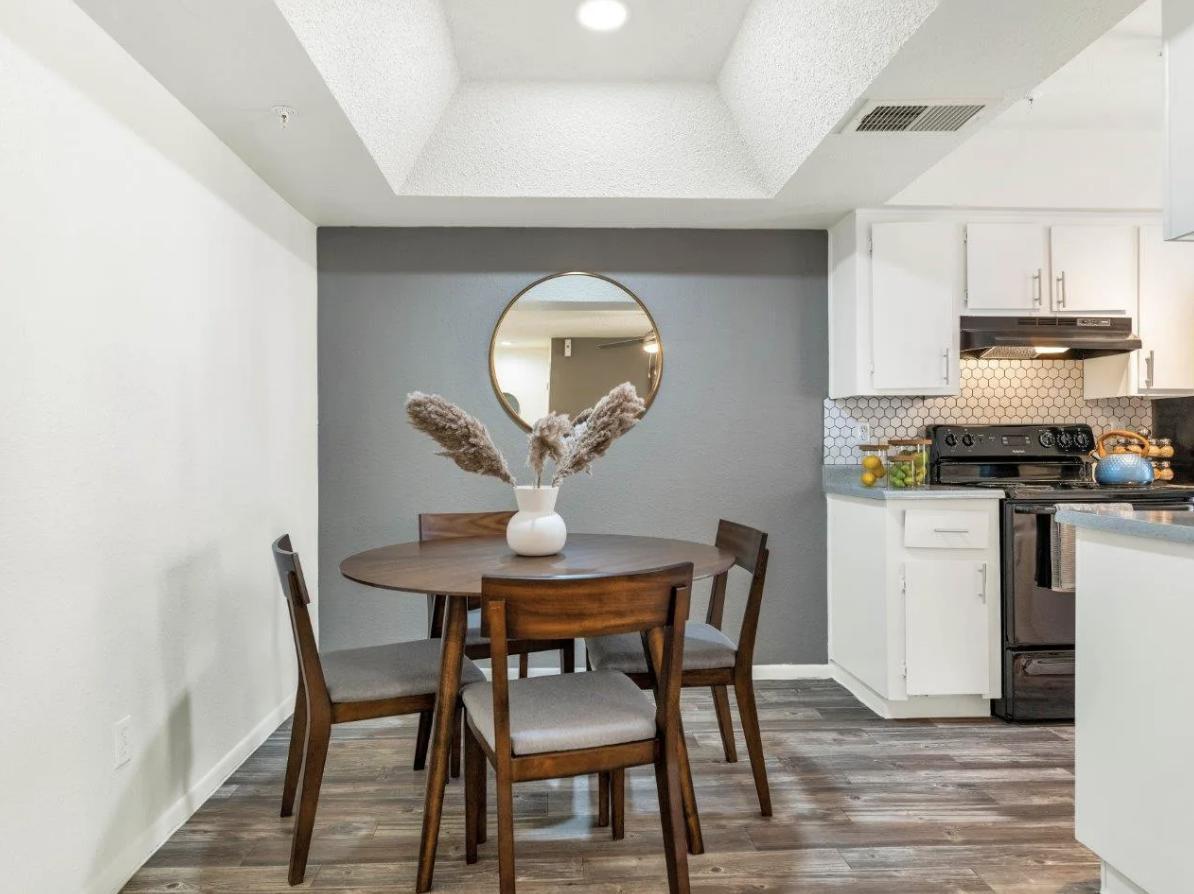 https://cdn.rentalbeast.com/listings/9054465_1709792882837.jpg.rbm