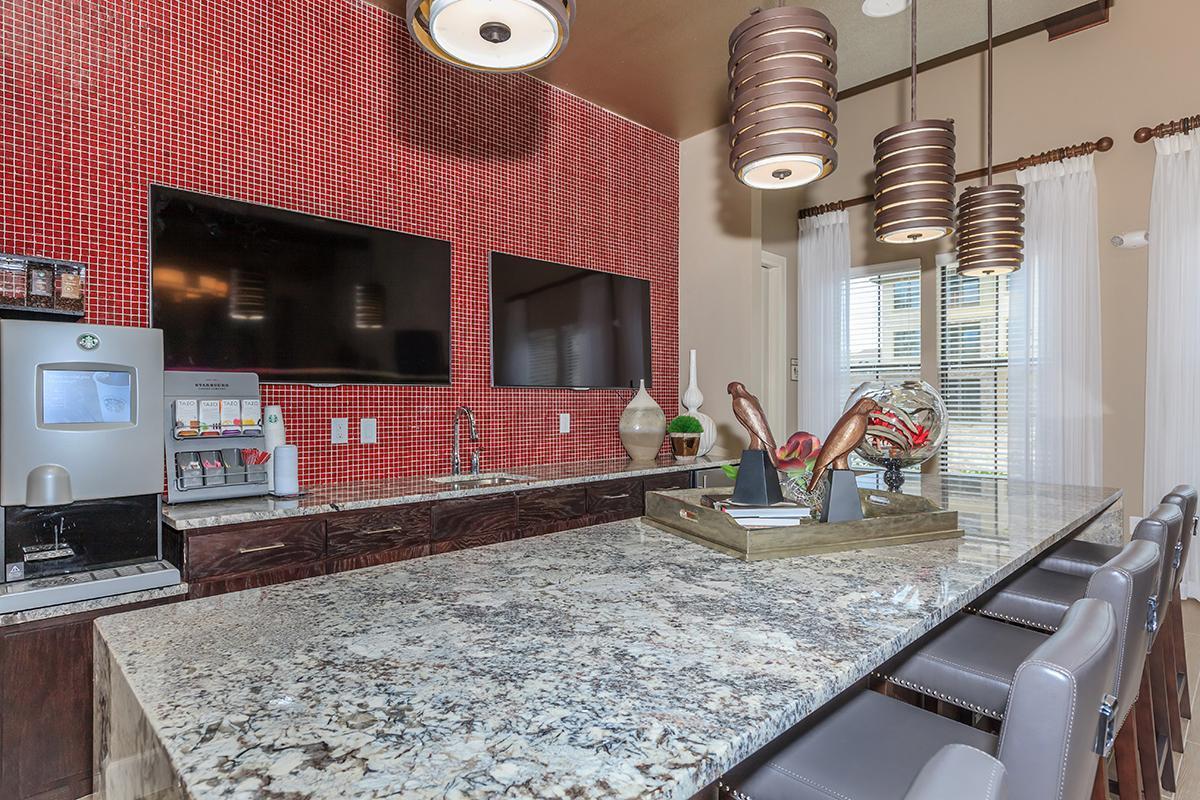 https://cdn.rentalbeast.com/listings/9060914_1709909976645.jpg.rbm