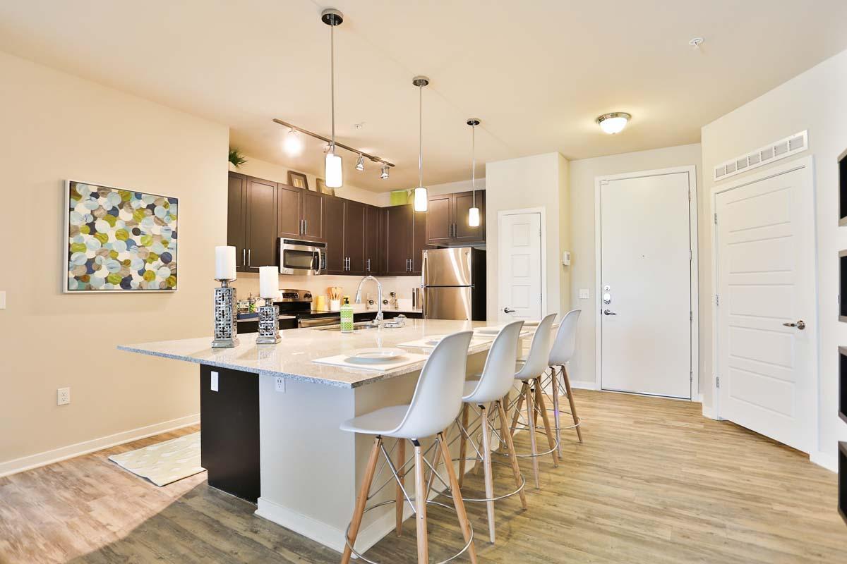 https://cdn.rentalbeast.com/listings/9104292_1710947579523.jpg.rbm
