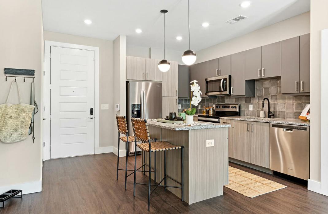 https://cdn.rentalbeast.com/listings/9107572_1711002677544.jpg.rbm