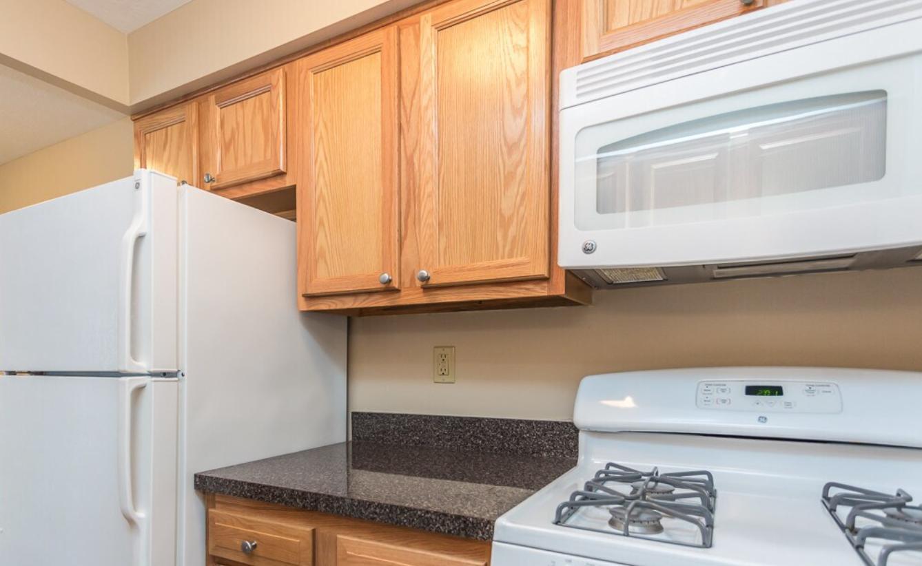 https://cdn.rentalbeast.com/listings/9132944_1711598197013.jpg.rbm