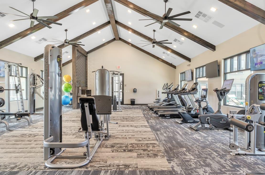 https://cdn.rentalbeast.com/listings/9148873_1711974112290.jpg.rbm