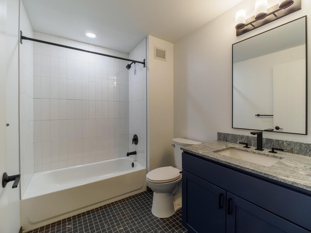 https://cdn.rentalbeast.com/listings/9296064_1713427666575.jpg.rbm