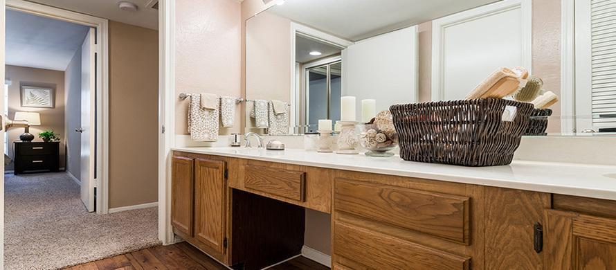 https://cdn.rentalbeast.com/listings/9319378_1713872235456.jpg.rbm