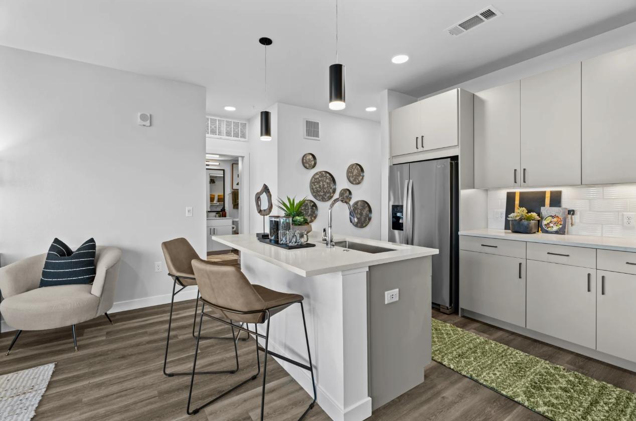 https://cdn.rentalbeast.com/listings/9360257_1717519027977.jpg.rbm