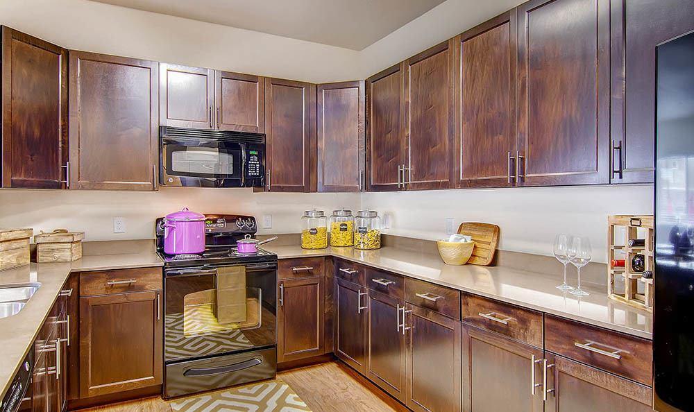 https://cdn.rentalbeast.com/listings/9408835_1715245436504.jpg.rbm