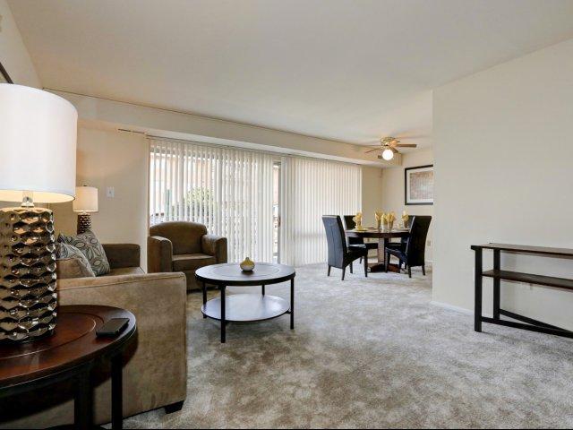 2723 Lorring Dr #2733-102 - 1,492USD / month